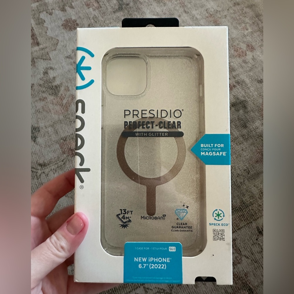 Speck Presidio Grip iPhone 6.7” (2022) MagSafe case.